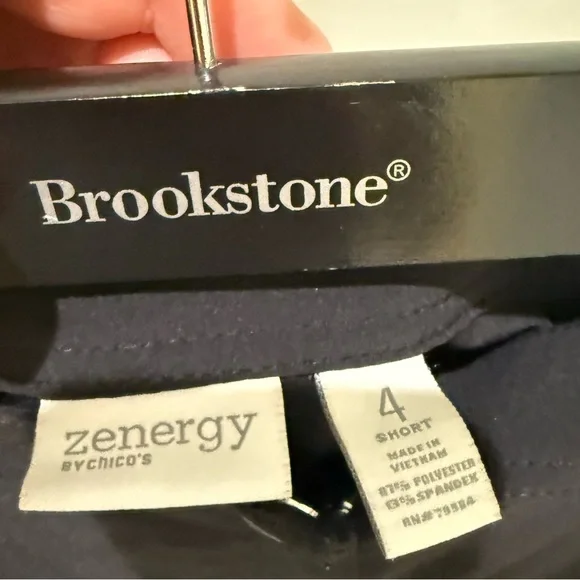 Chico’s Zenergy Joggers - Picture 4 of 4